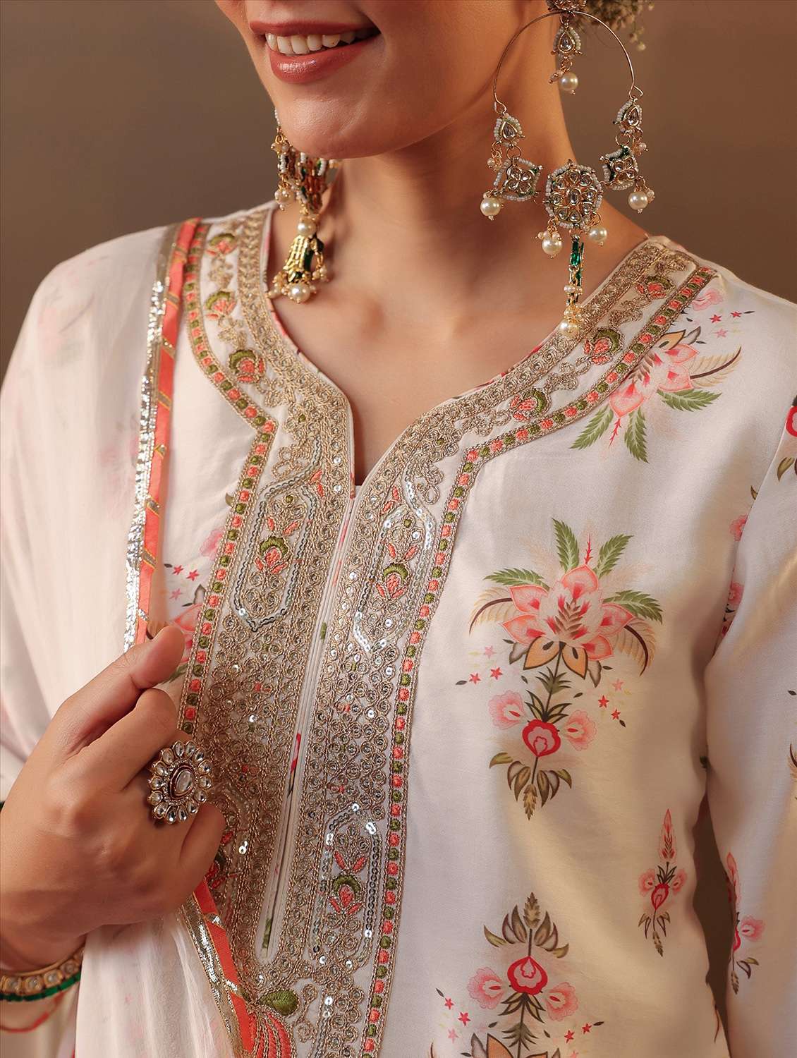 women three quarter sleeve kurta palazzo with dupatta set - 22062088 - Standard Image - 6