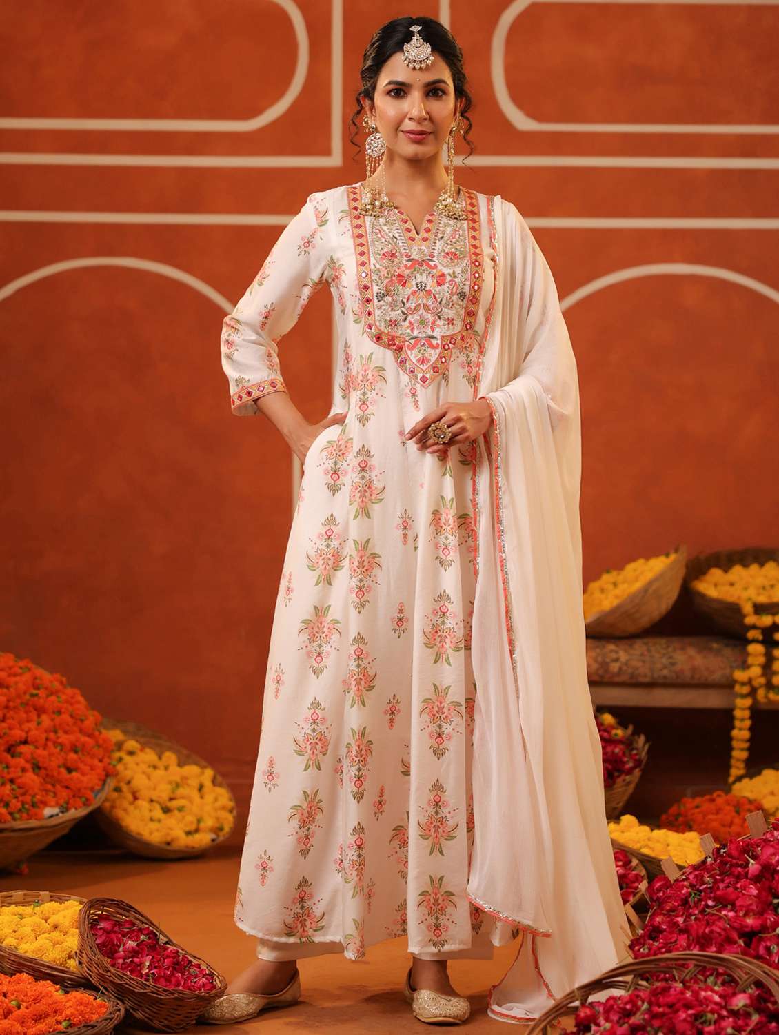 women three quarter sleeve kurta pant with dupatta set