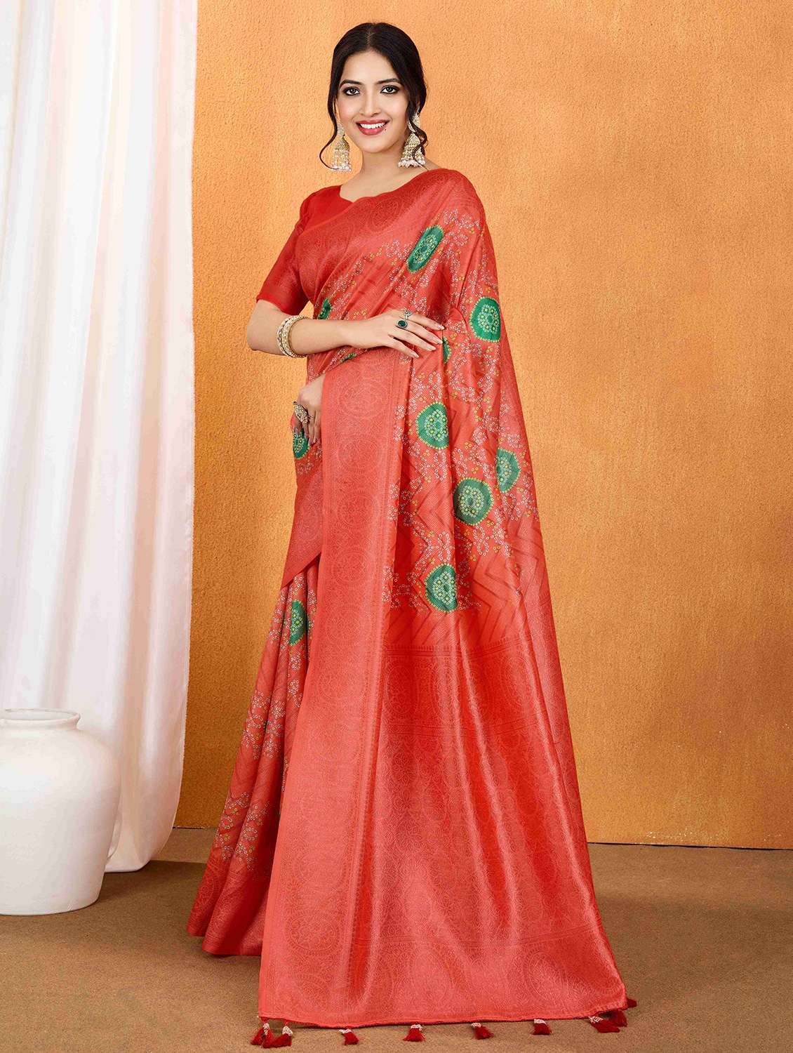 women bandhani printed bordered saree with blouse - 22062140 -  Standard Image - 1