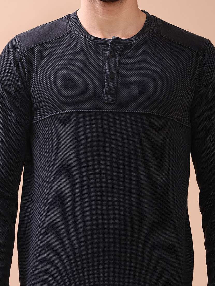 men solid long sleeve t-shirt - 22062285 -  Standard Image - 4
