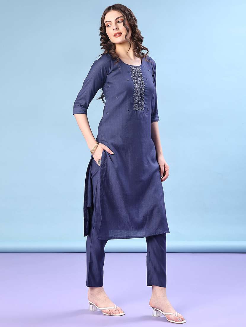 women three quarter sleeve kurta and pant  - 22062513 -  Standard Image - 1
