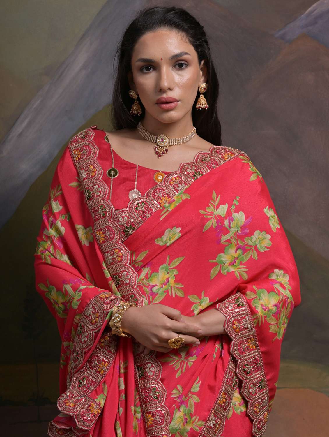 women floral printed bordered saree with blouse - 22062952 -  Standard Image - 4