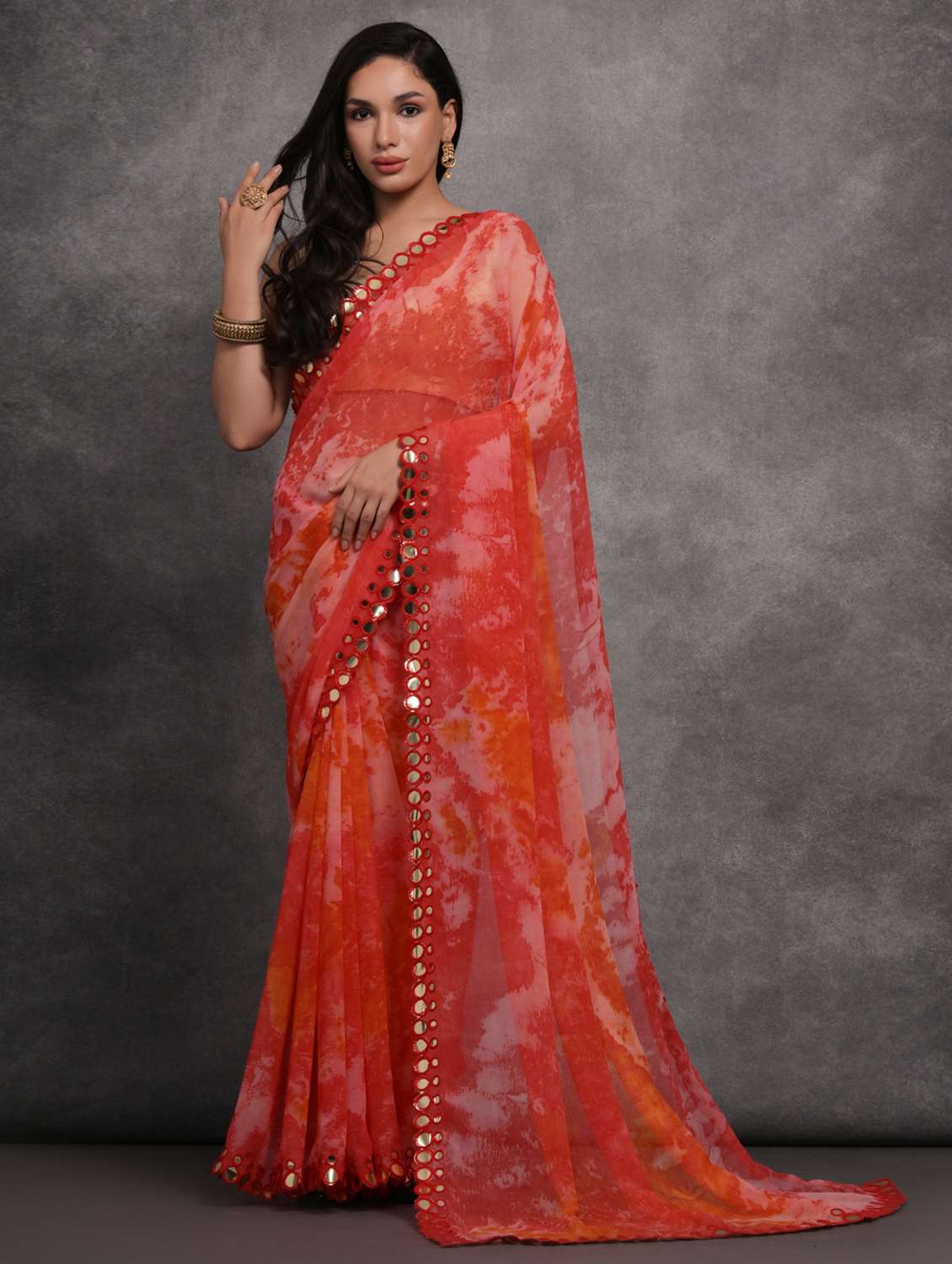 women printed casual wear saree with blouse