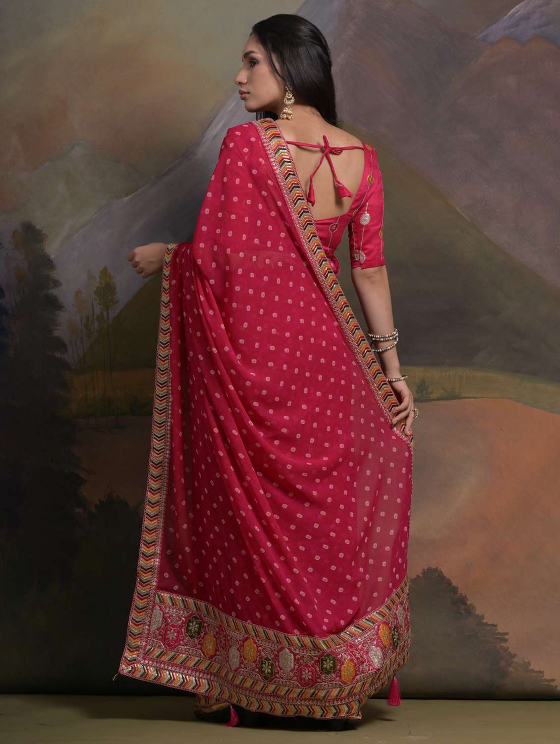 women printed bordered saree with blouse - 22063032 -  Standard Image - 1