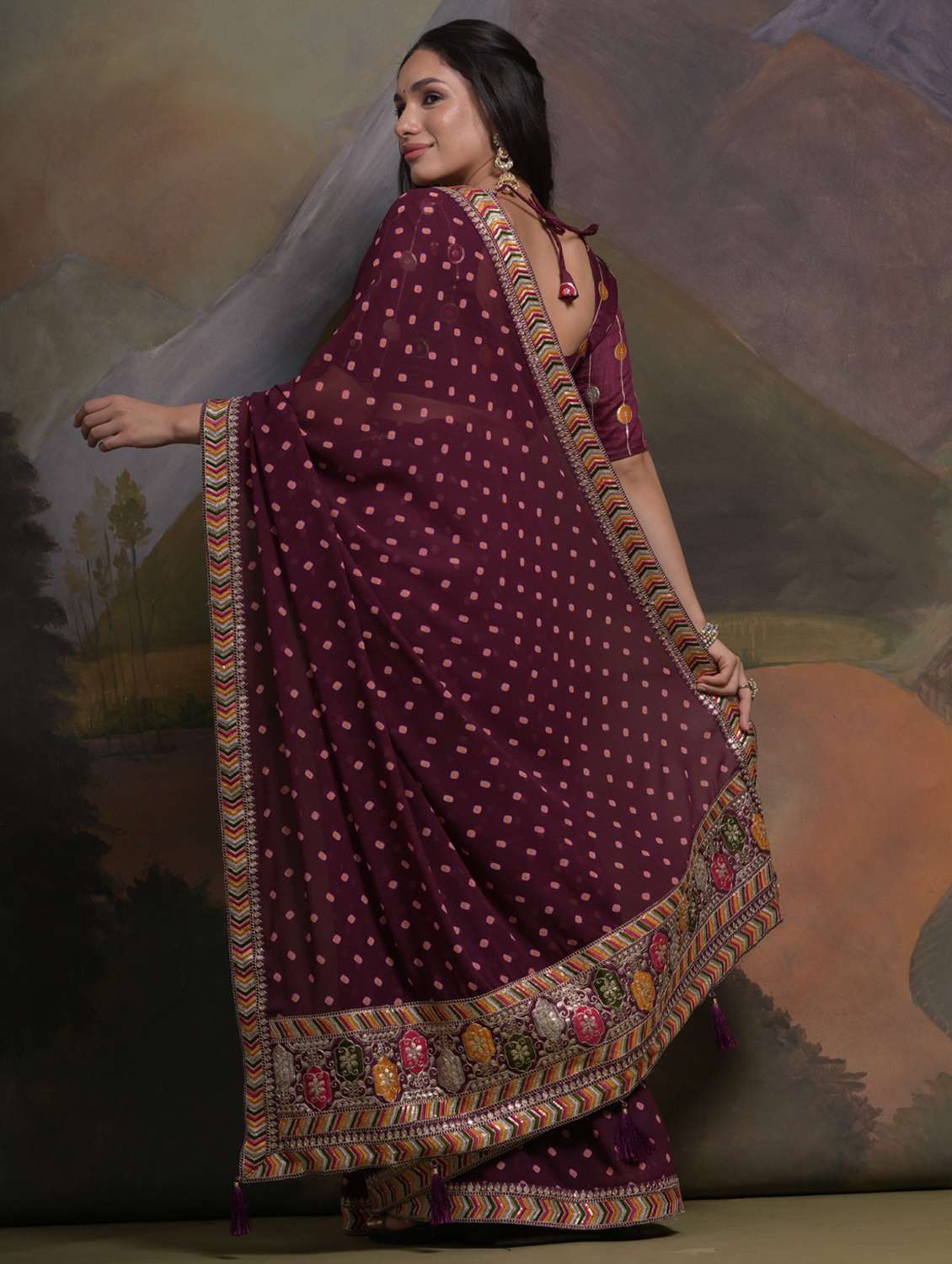 women printed bordered saree with blouse - 22063034 -  Standard Image - 1