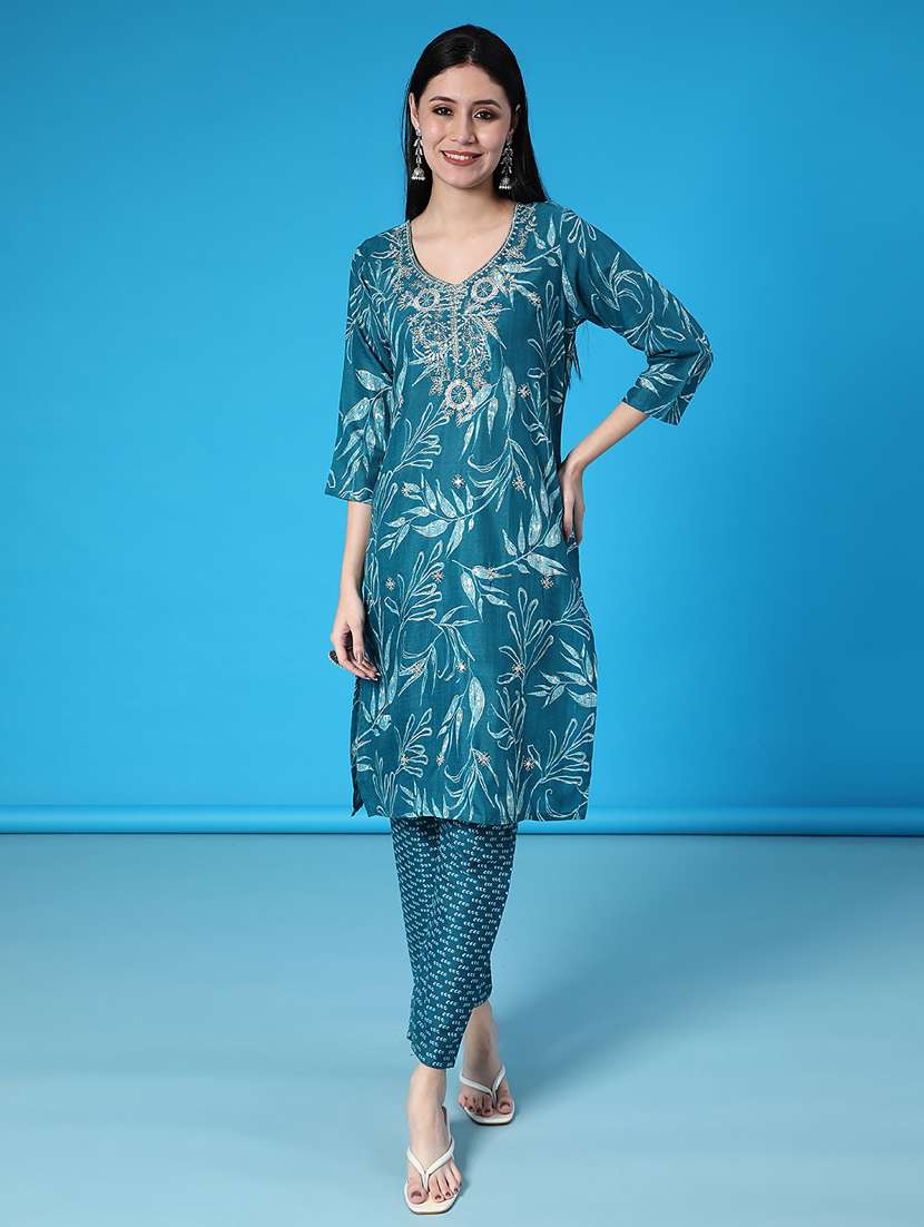 Women Printed Three Quarter Sleeve Kurta Pant Set - 22063418 -  Standard Image - 1