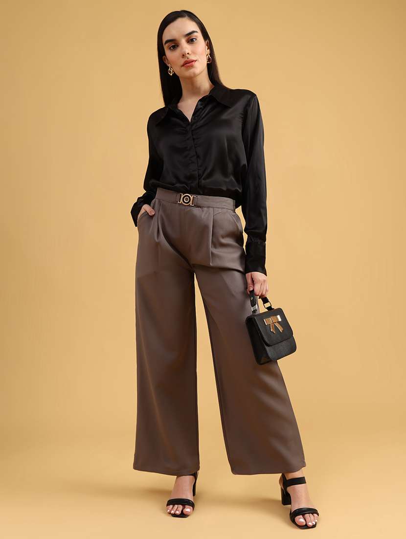 women solid mid rise straight trouser - 22063748 -  Standard Image - 4