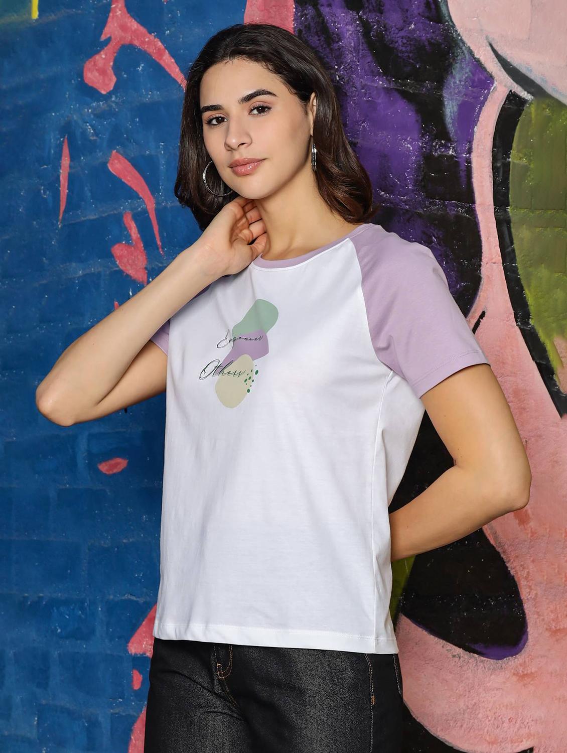 women printed short sleeve regular fit t-shirt - 22063894 - Standard Image - 1