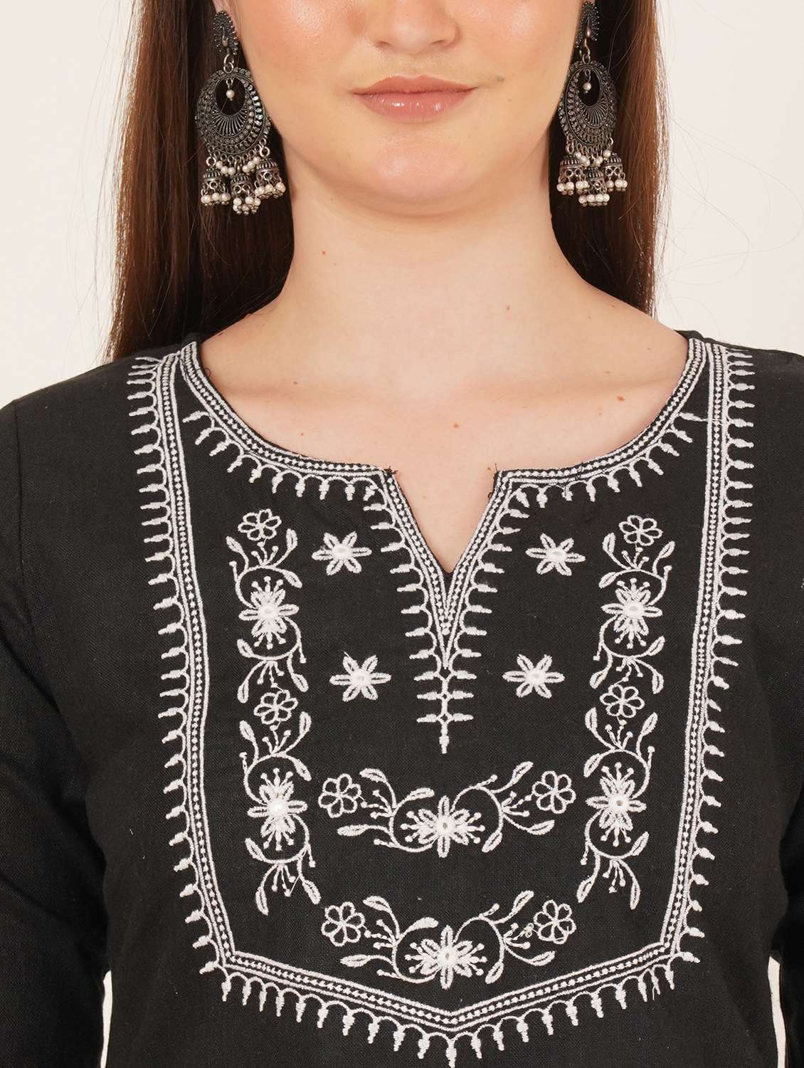 women embroidered three quarter sleeve straight kurti - 22065264 -  Standard Image - 4