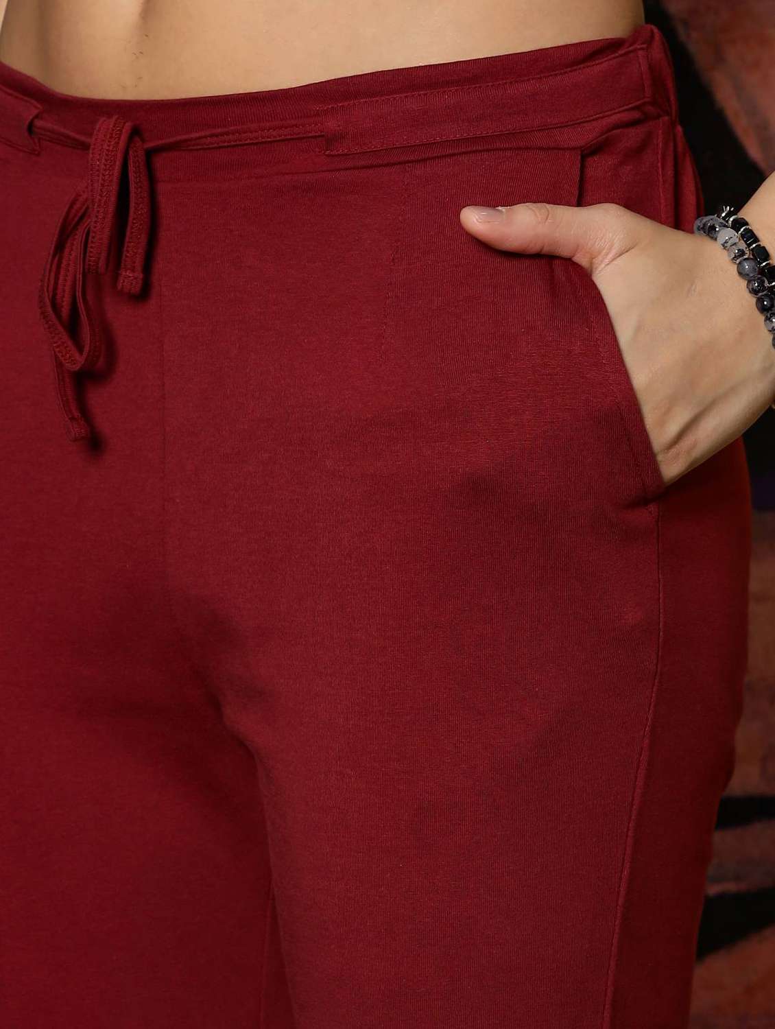 women maroon solid regular fit track pant - 22065481 -  Standard Image - 4