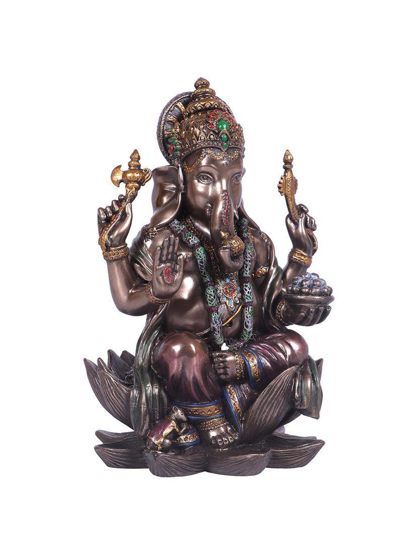 polyresin divine harmony home decor statues - 22065655 -  Standard Image - 1