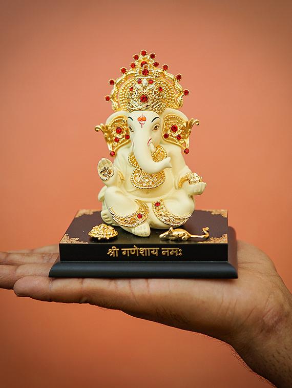 polyresin divine harmony home decor statues - 22065661 - Standard Image - 1