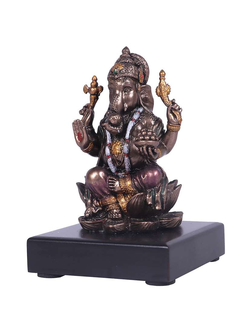 polyresin divine harmony home decor statues - 22065662 - Standard Image - 1
