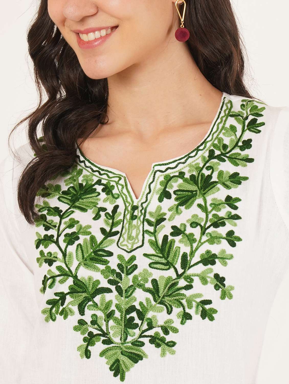 women embroidered three quarter sleeve straight kurti - 22065838 -  Standard Image - 4