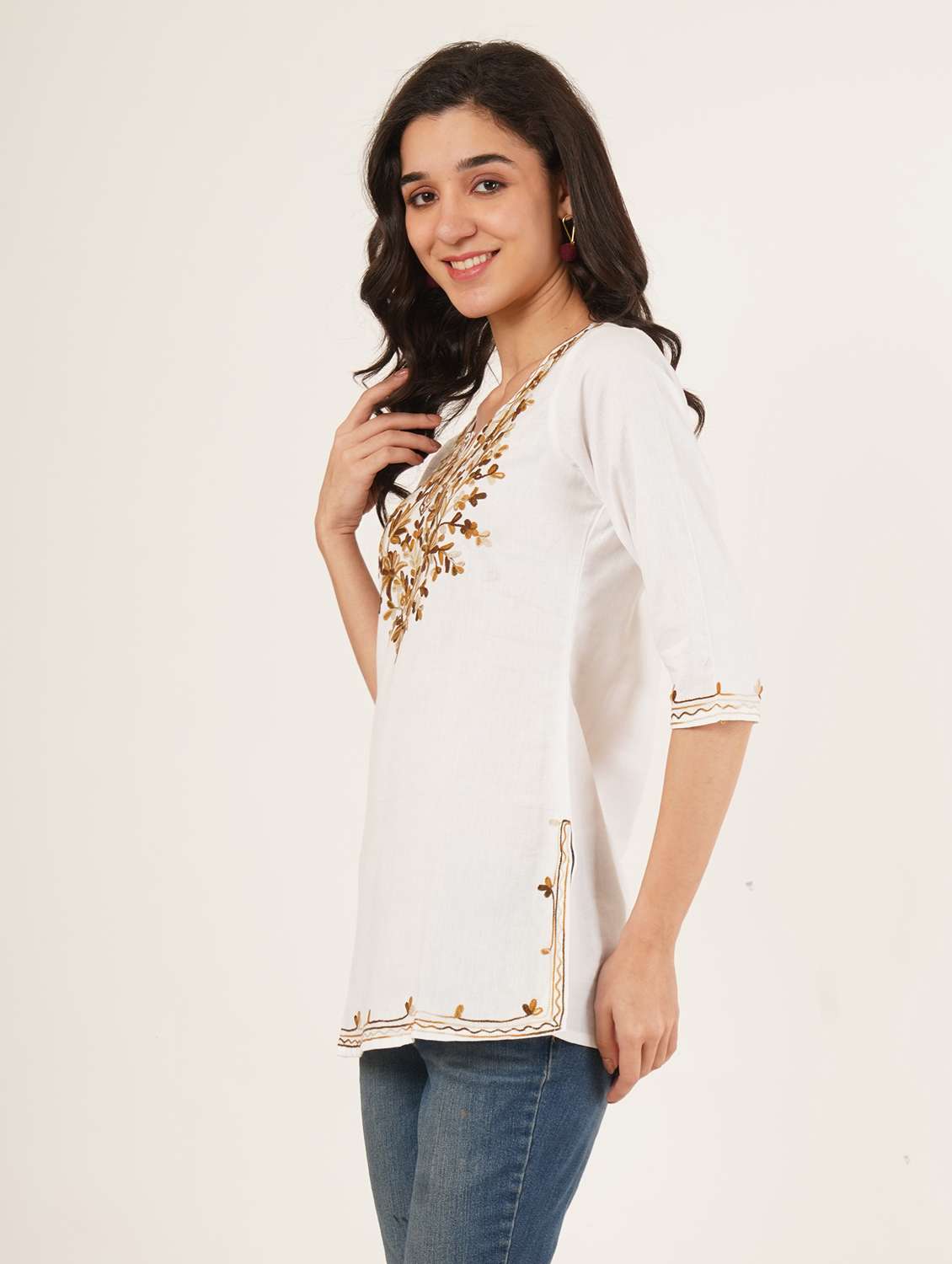 women embroidered three quarter sleeve straight kurti - 22065842 -  Standard Image - 4