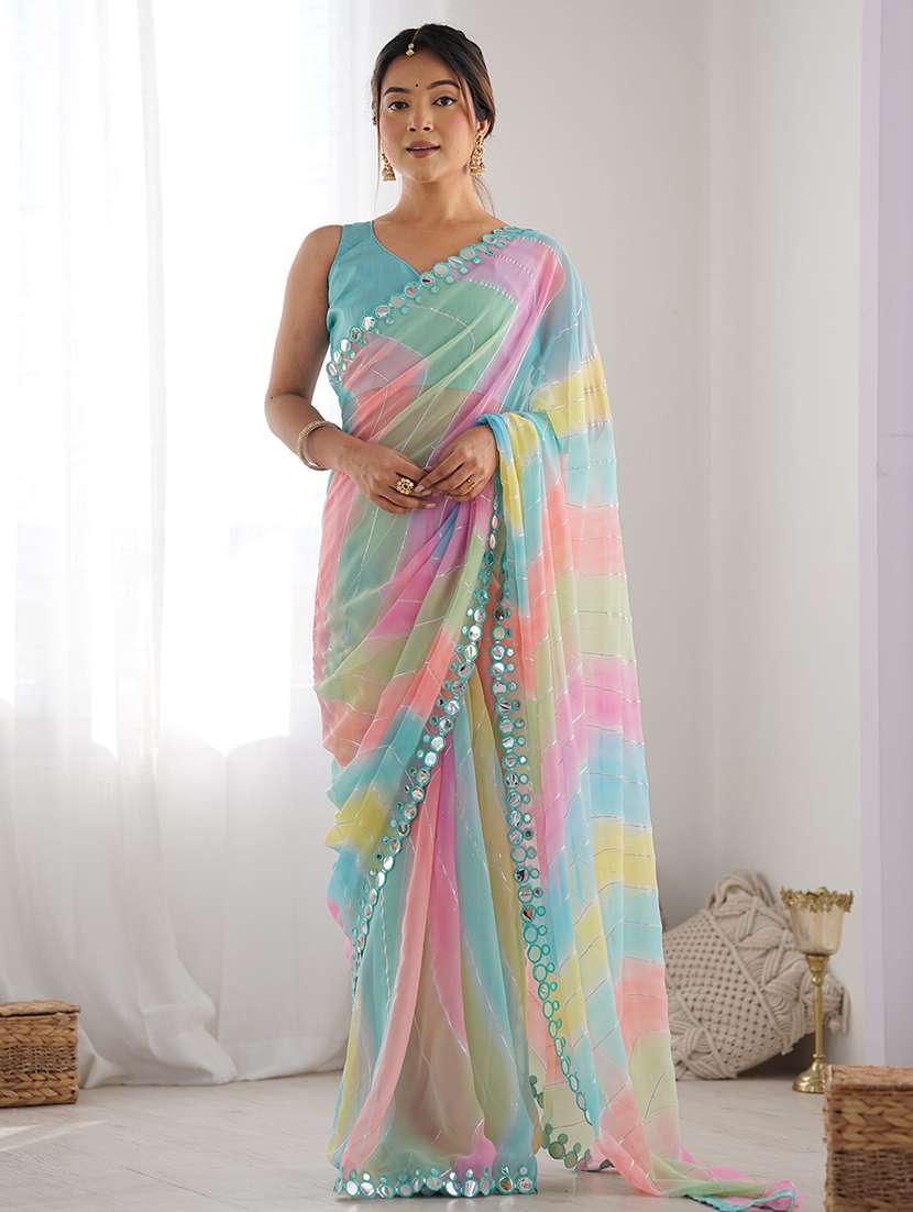 women printed casual wear saree with blouse
