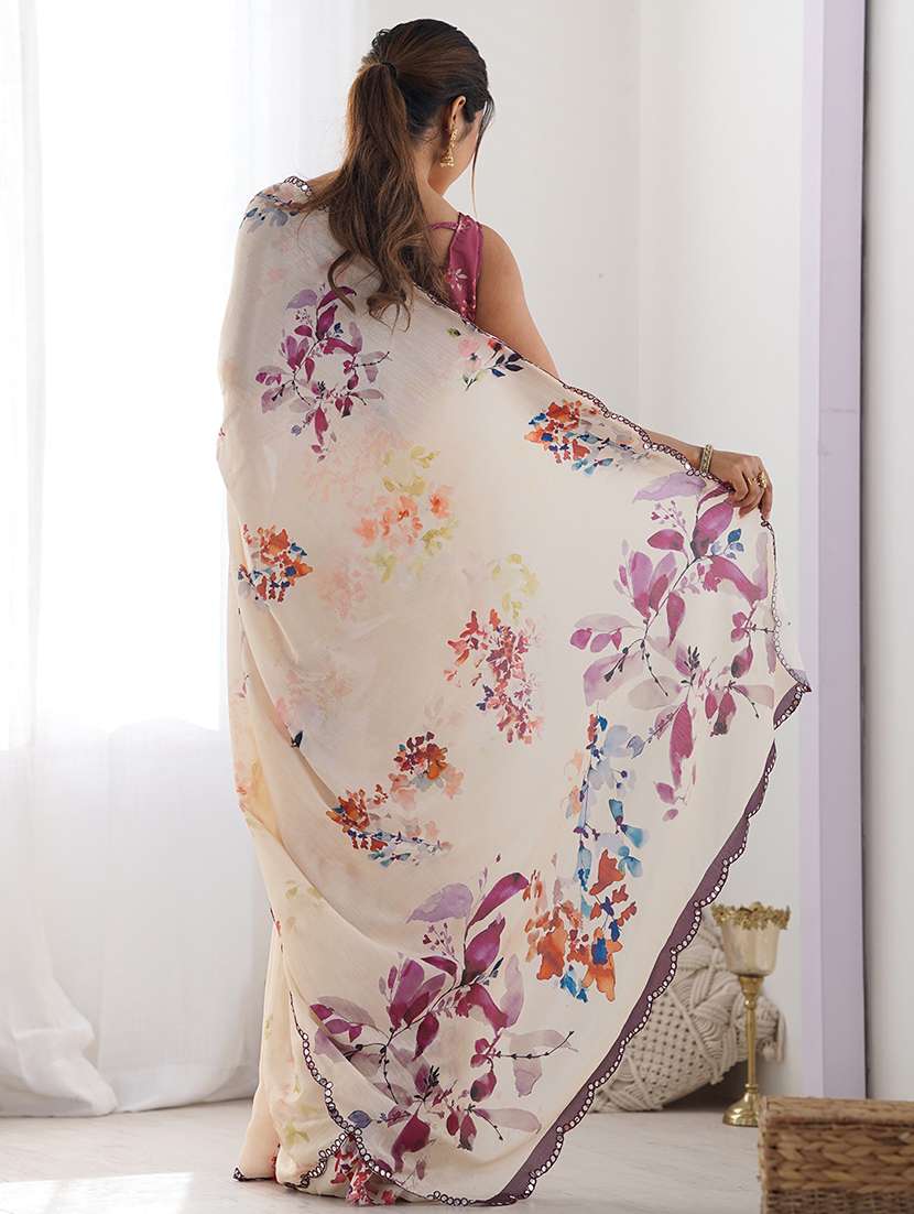 women printed casual wear saree with blouse - 22065857 -  Standard Image - 1