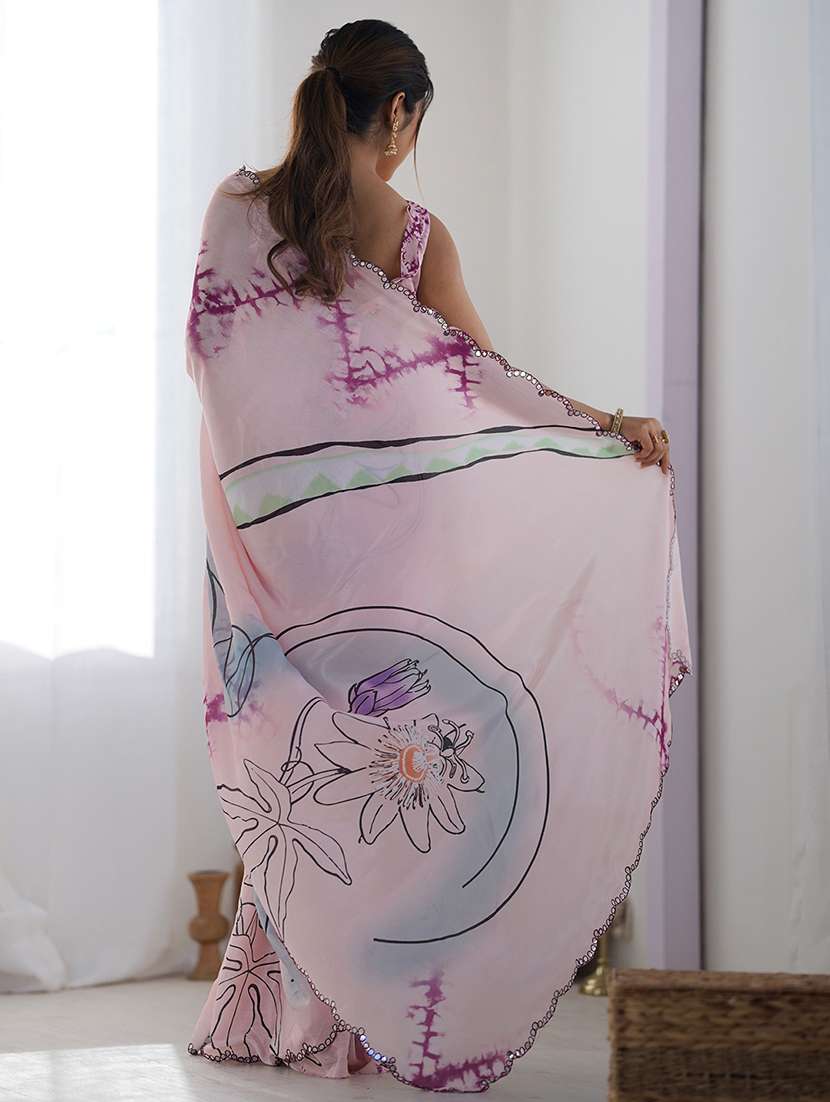 women printed casual wear saree with blouse - 22065859 -  Standard Image - 1