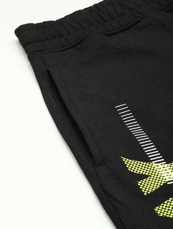 men printed mid rise regular fit shorts - 22065994 -  Standard Image - 4