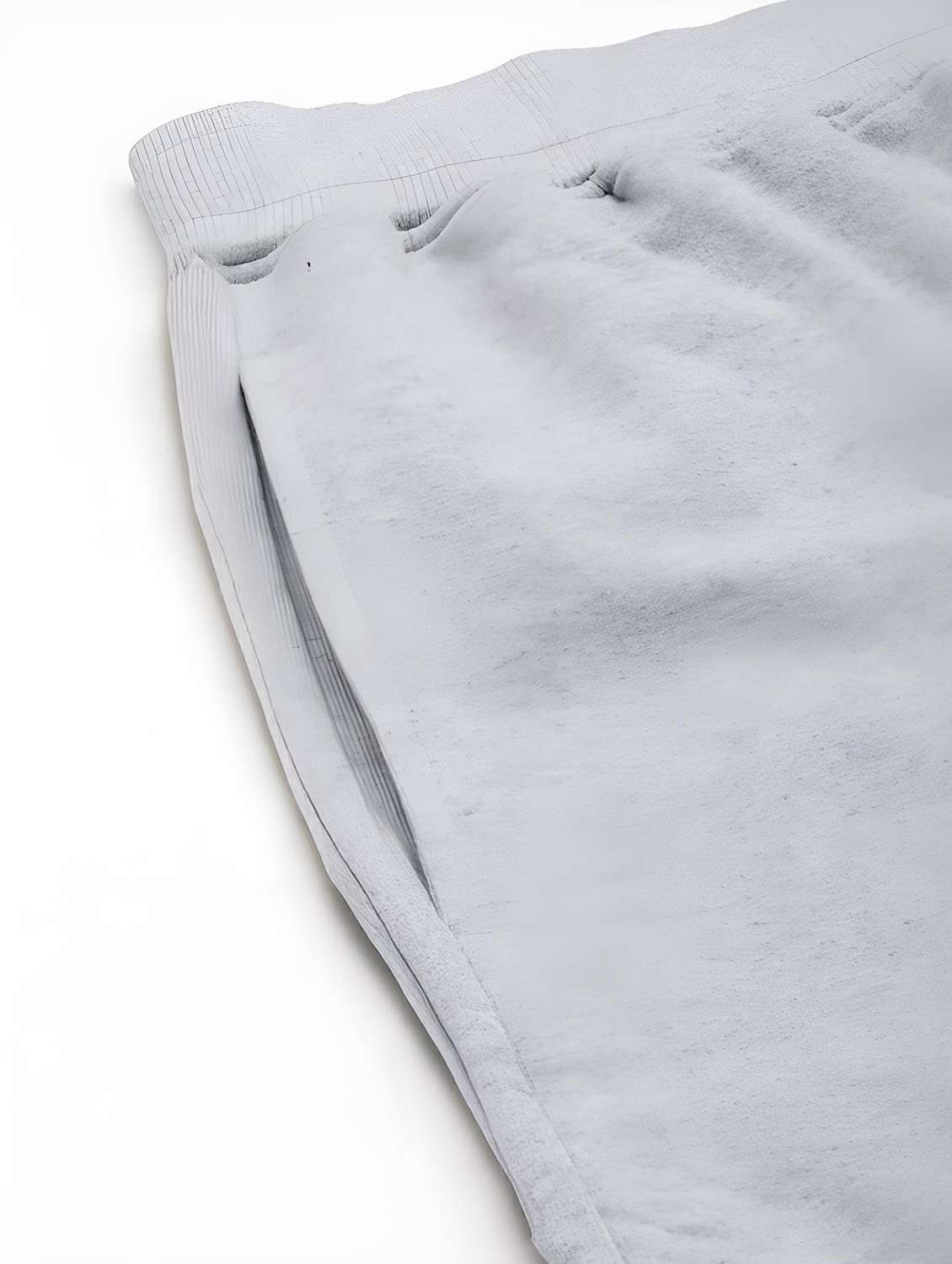 men solid mid rise regular fit shorts - 22066003 - Standard Image - 4