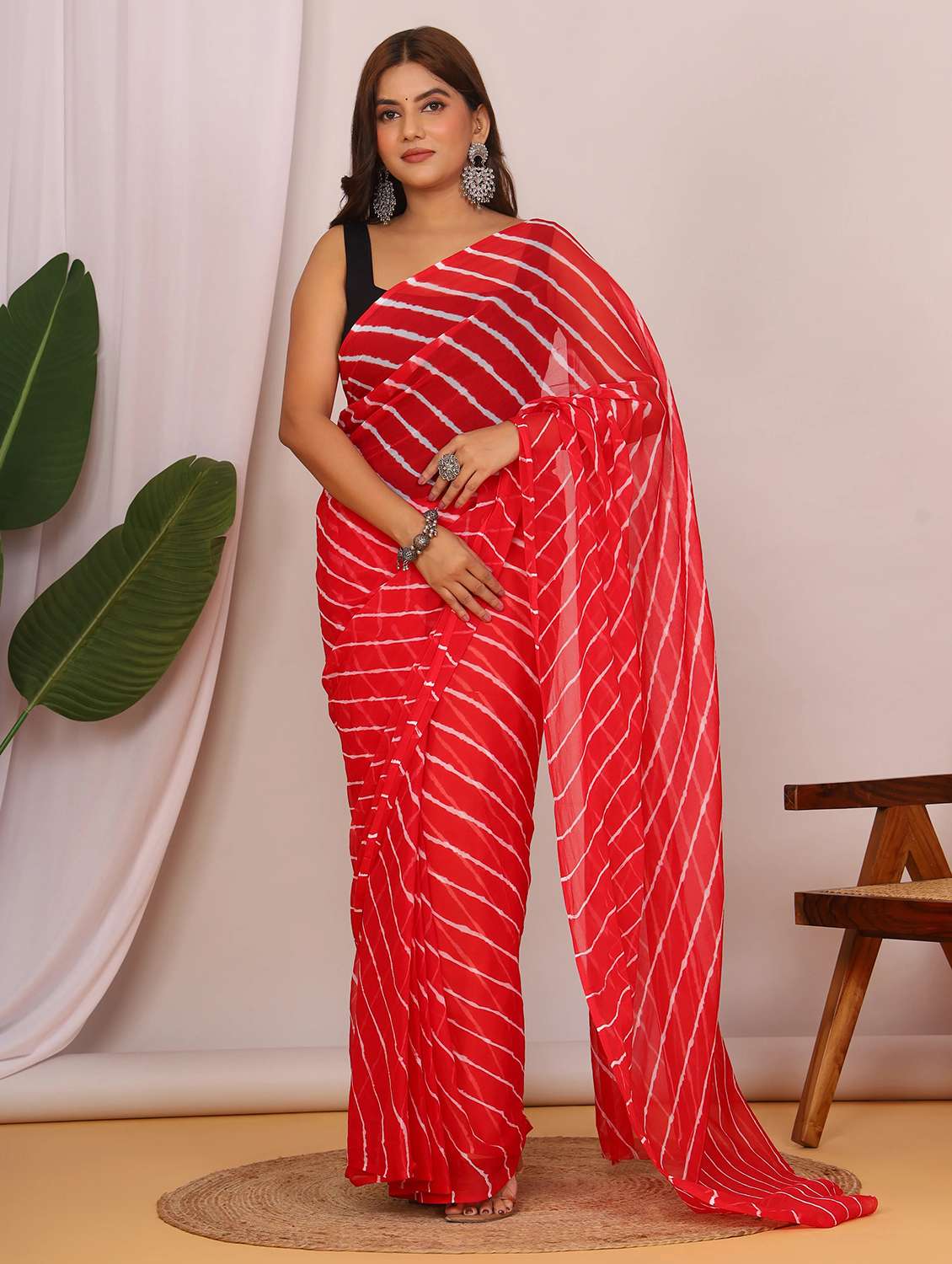 women leheriya printed saree - 22066033 - Zoom Image - 0
