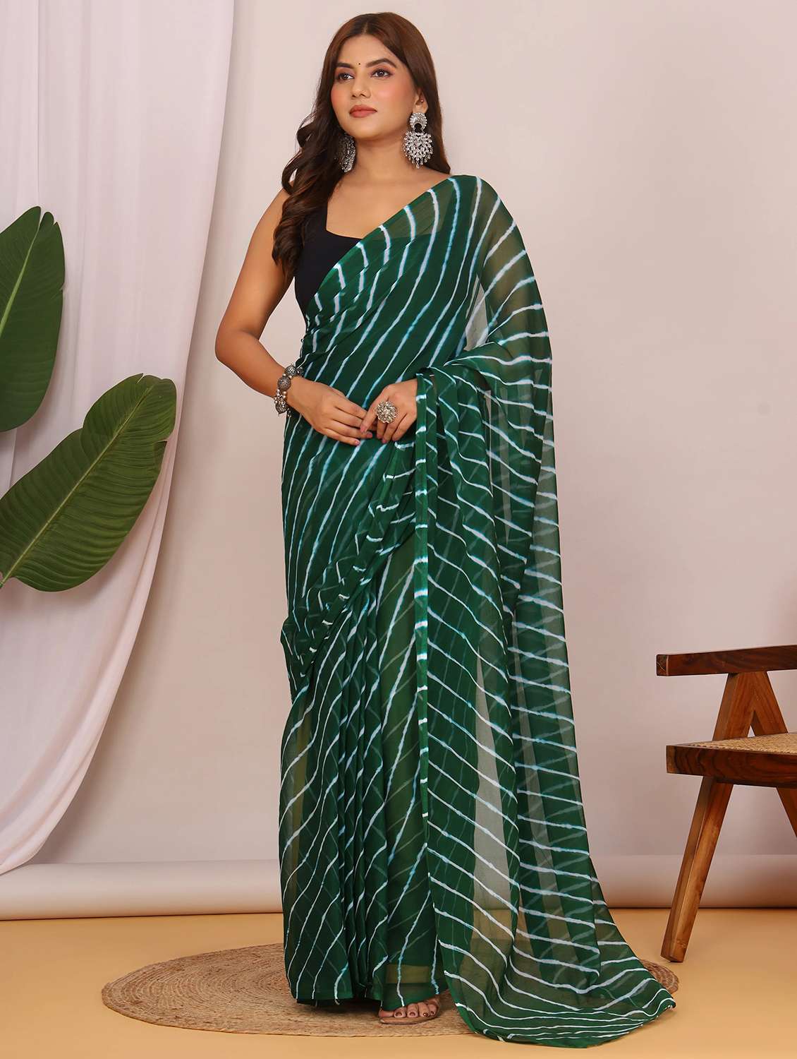women leheriya printed saree