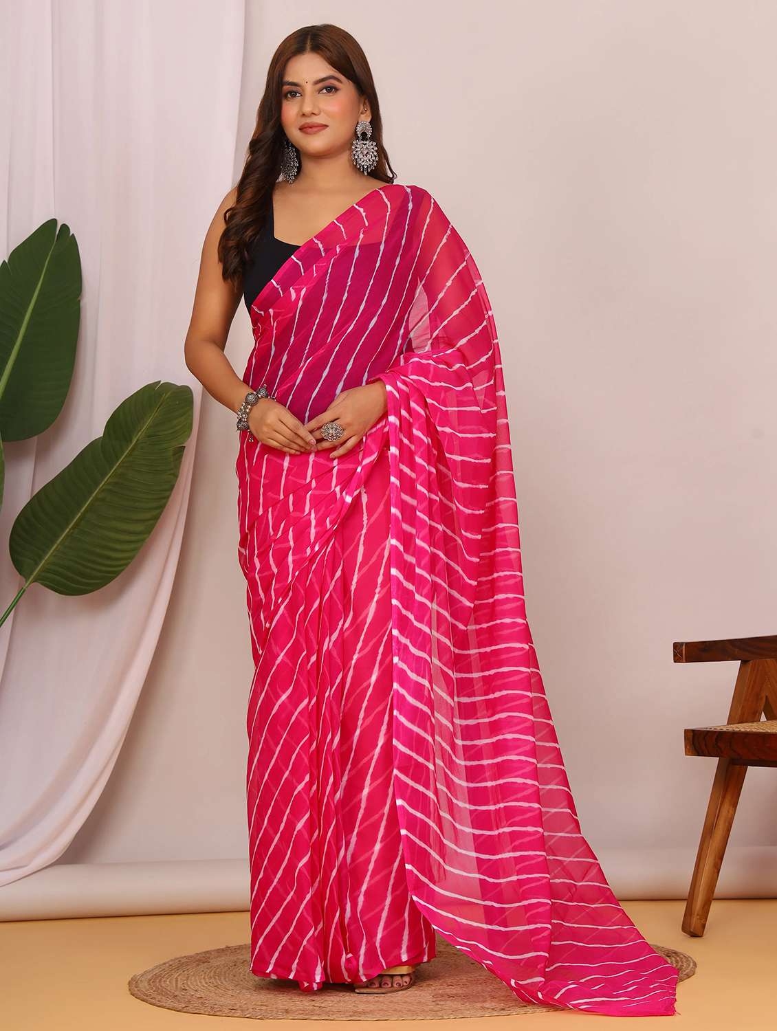 women leheriya printed saree