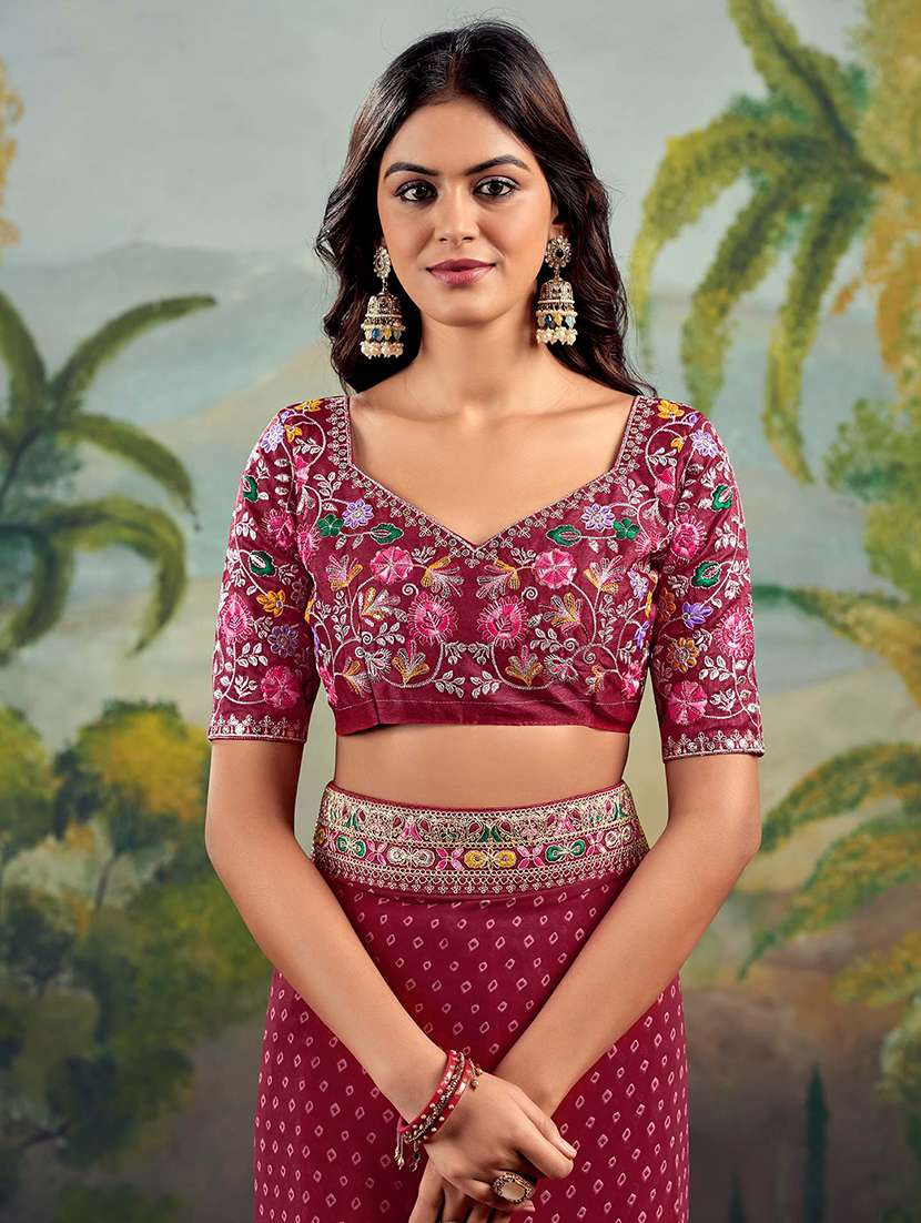 women bandhani printed bordered saree with blouse - 22066051 - Standard Image - 4