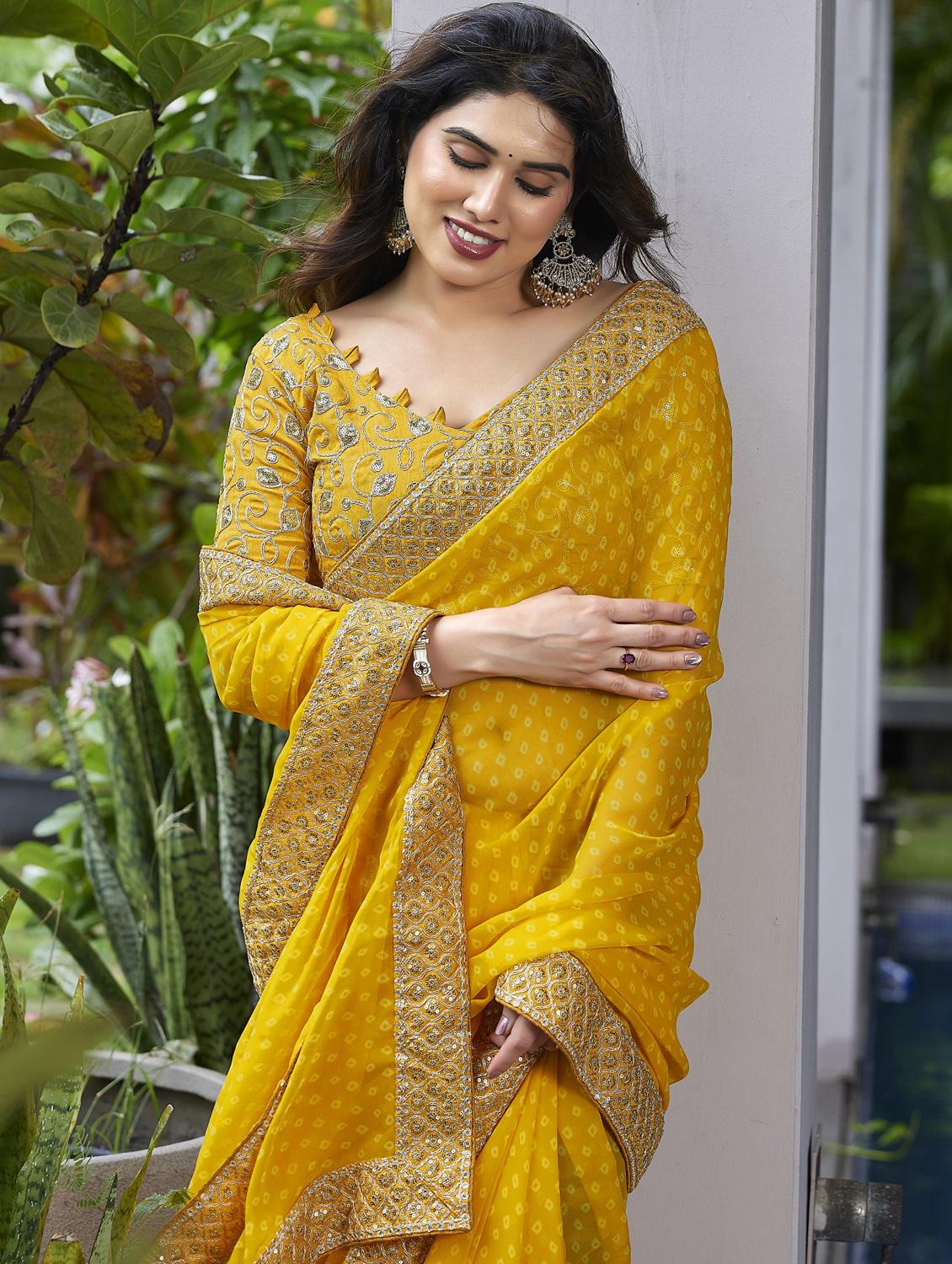 women bandhani printed bordered saree with blouse - 22066107 - Standard Image - 4