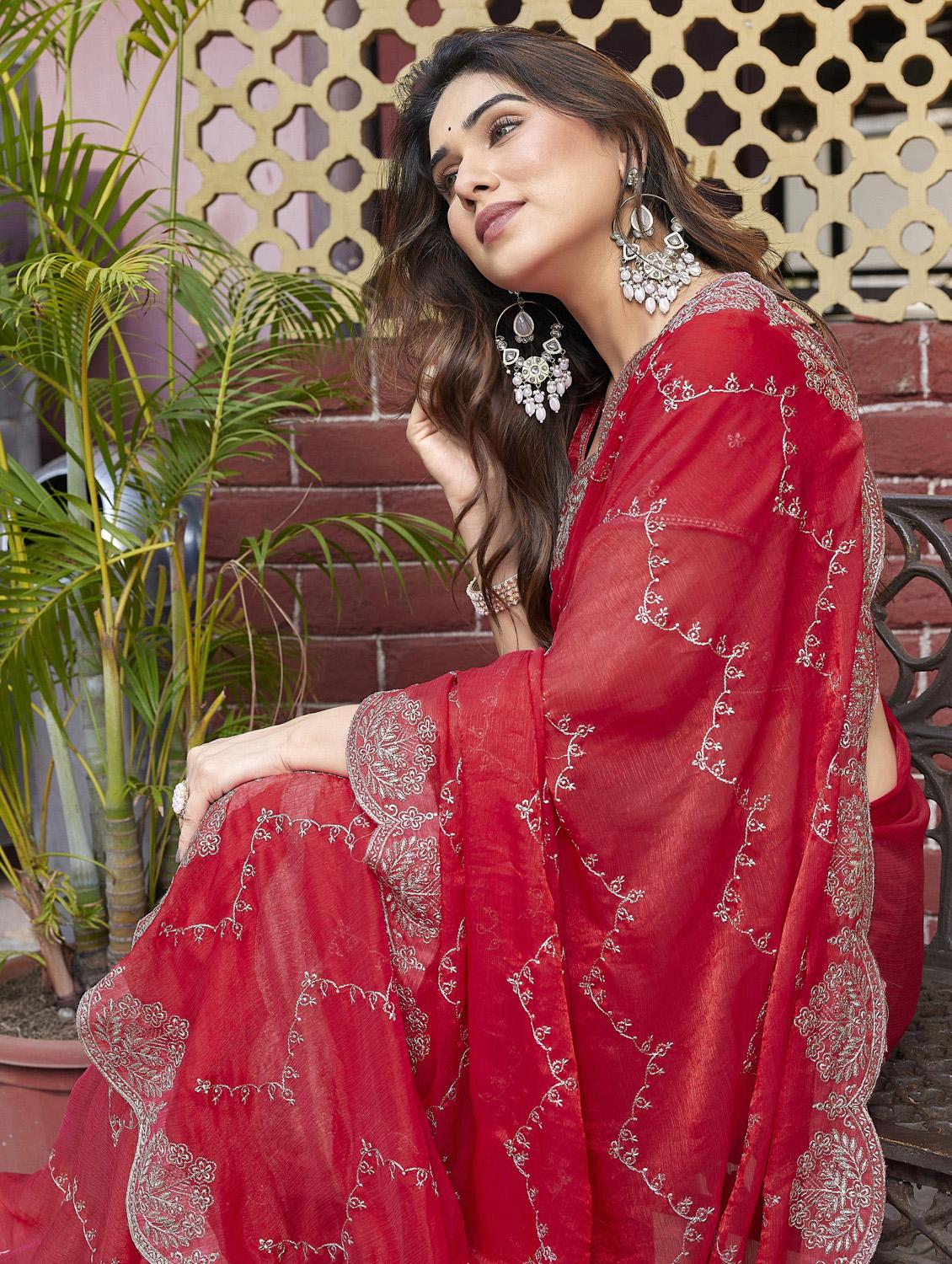 women solid with work embroidered saree with blouse - 22066143 - Standard Image - 4