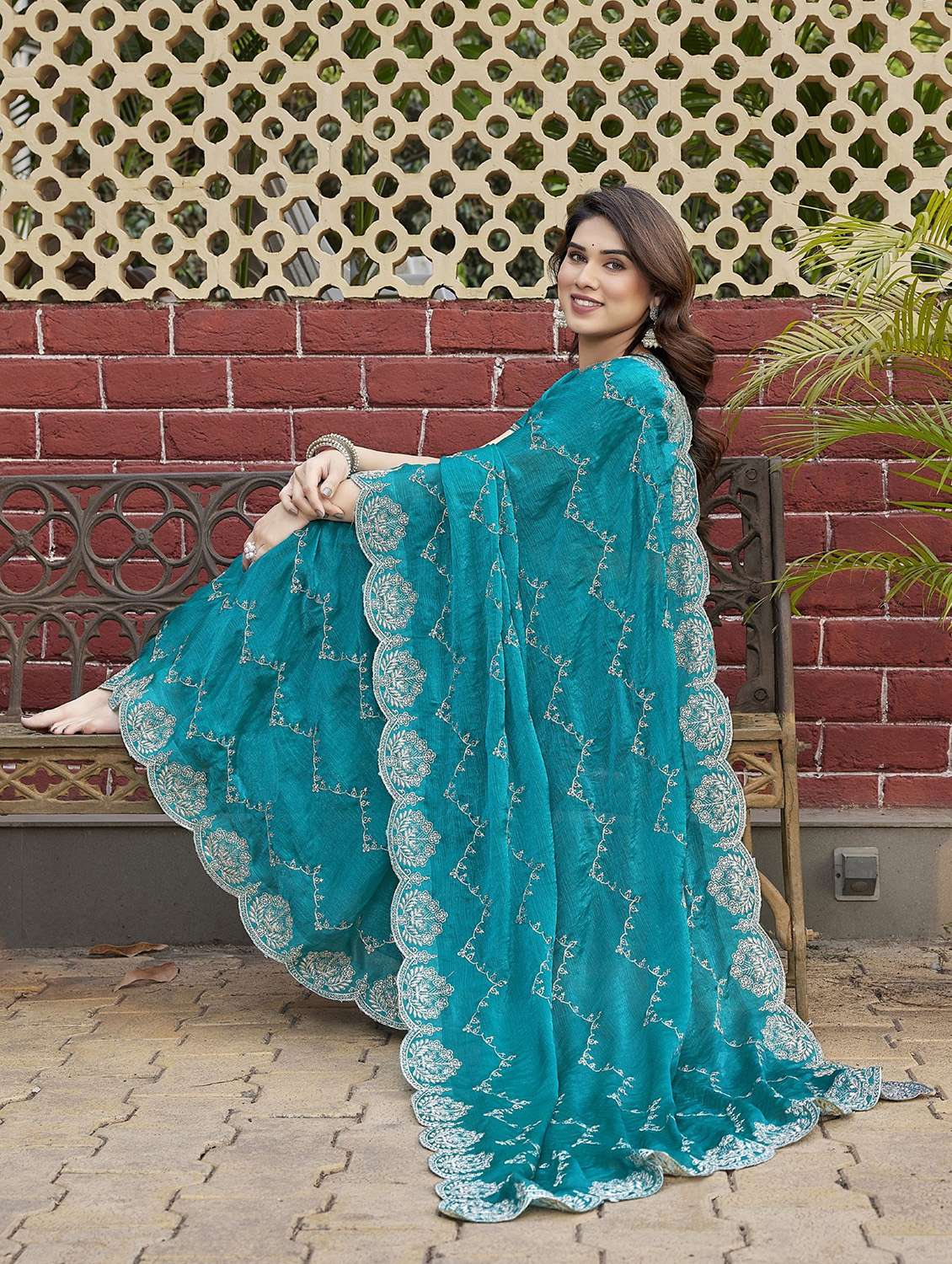 women solid with work embroidered saree with blouse - 22066144 -  Standard Image - 1