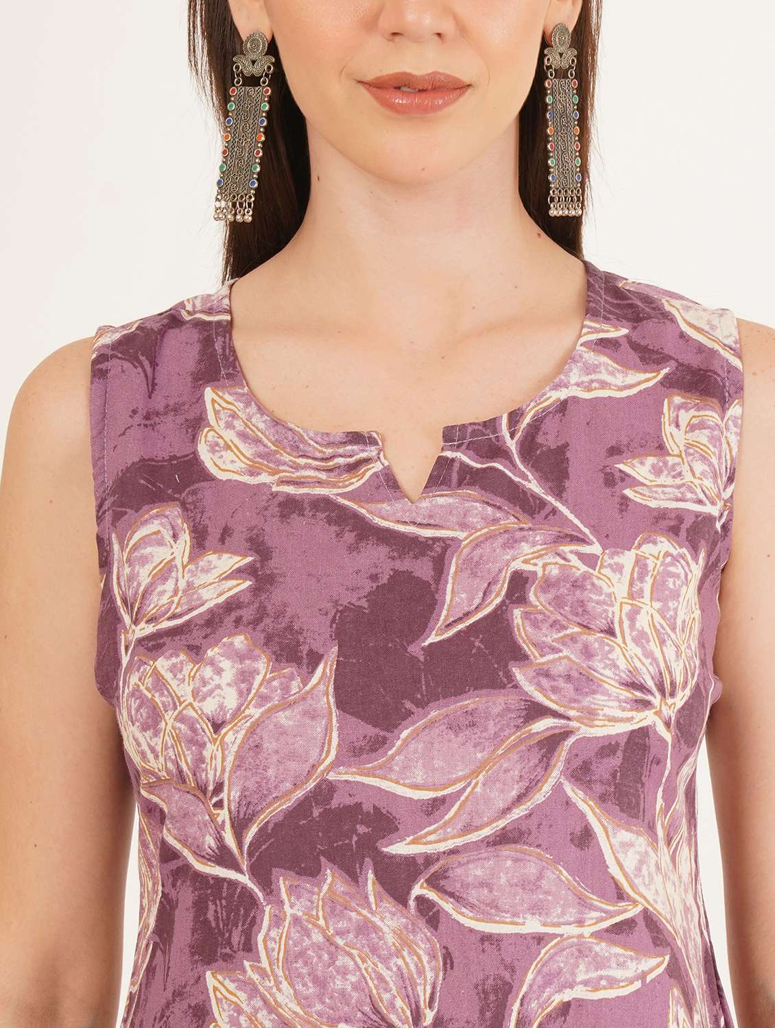 women floral printed sleeveless straight kurti - 22066256 - Standard Image - 4