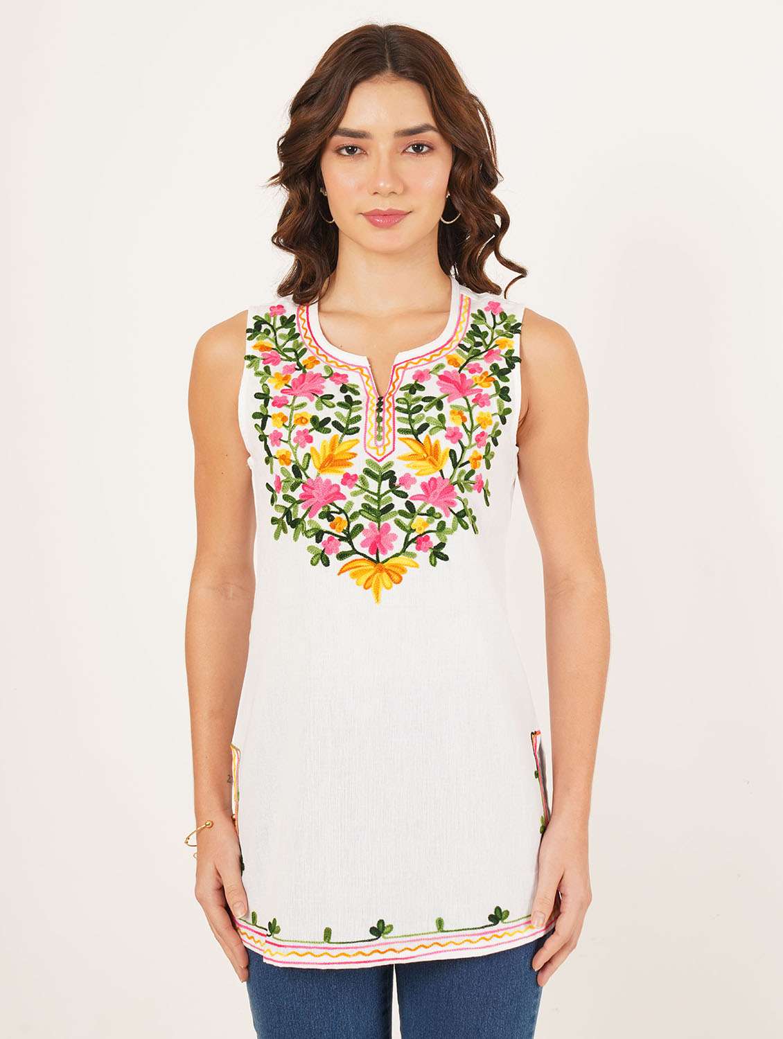 women solid wiith work sleeveless straight kurti - 22066258 - Standard Image - 1