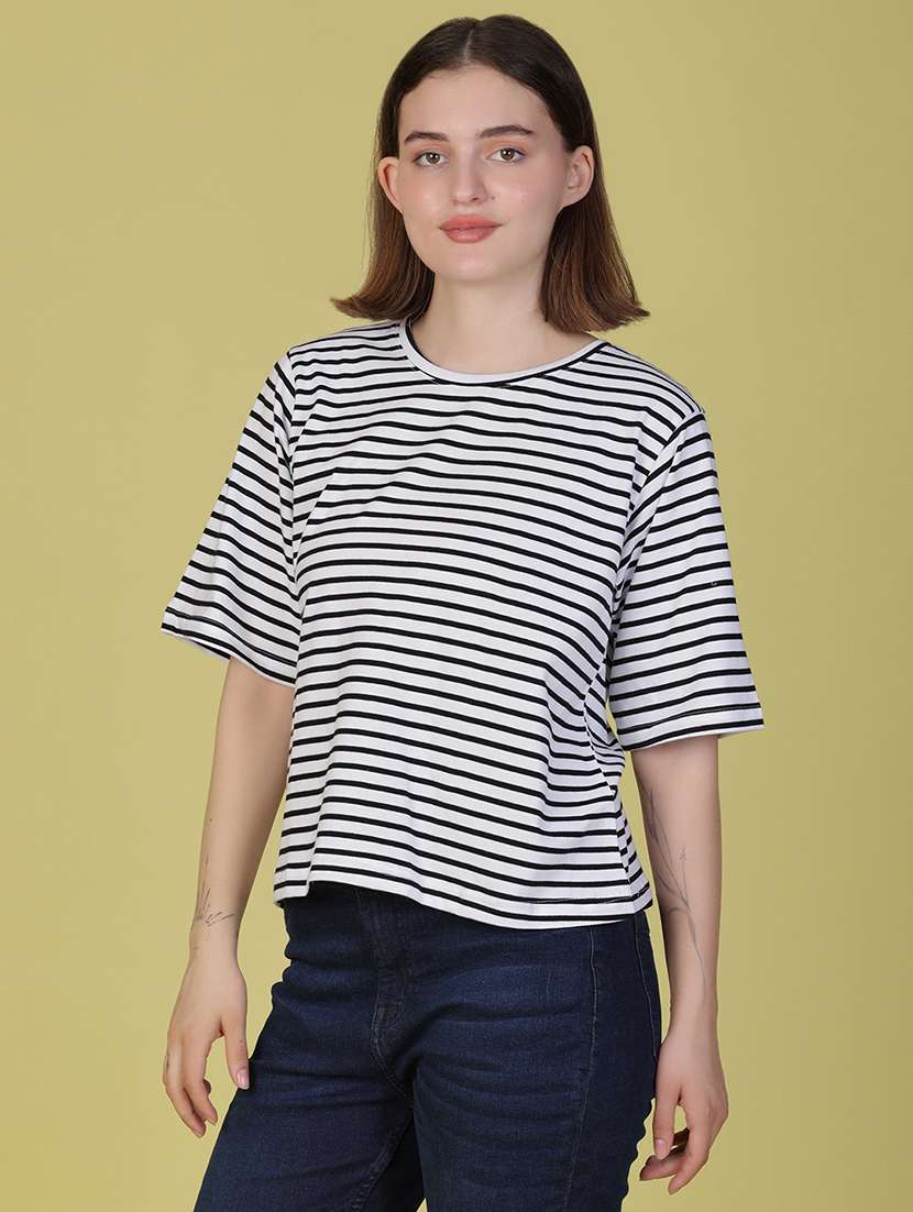 women striped short sleeve oversized t-shirt - 22066264 -  Standard Image - 1