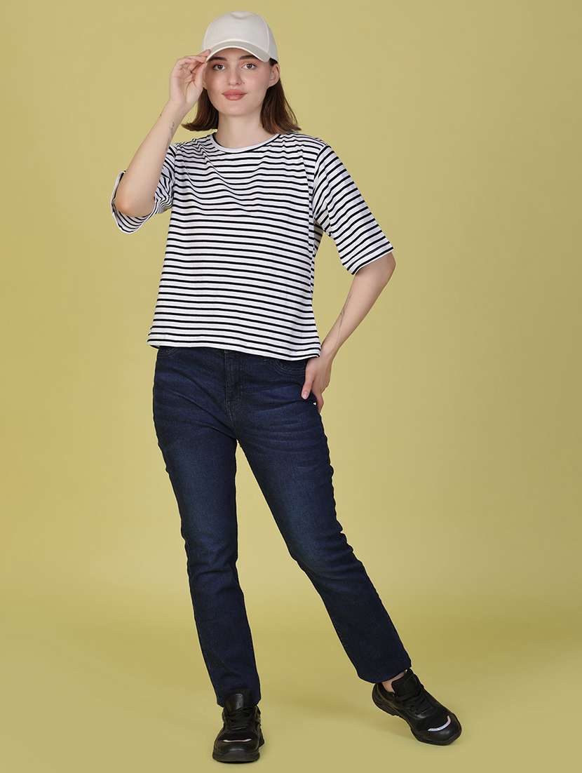 women striped short sleeve oversized t-shirt - 22066264 -  Standard Image - 4