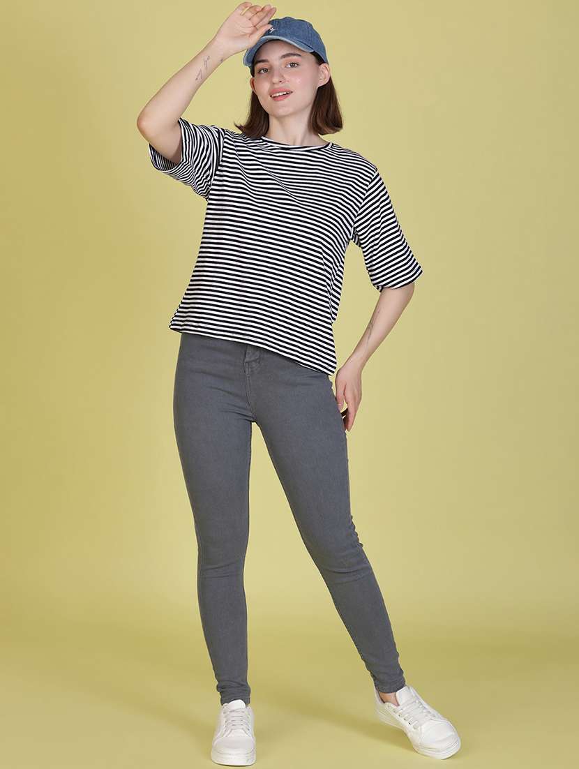women striped short sleeve oversized t-shirt - 22066268 -  Standard Image - 4