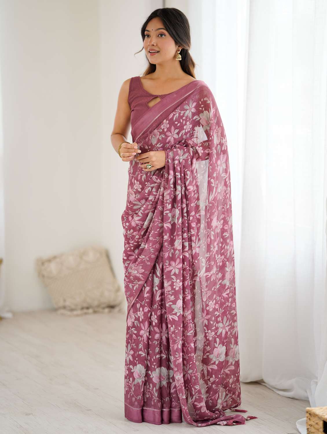 women floral printed saree with blouse - 22066331 -  Standard Image - 1
