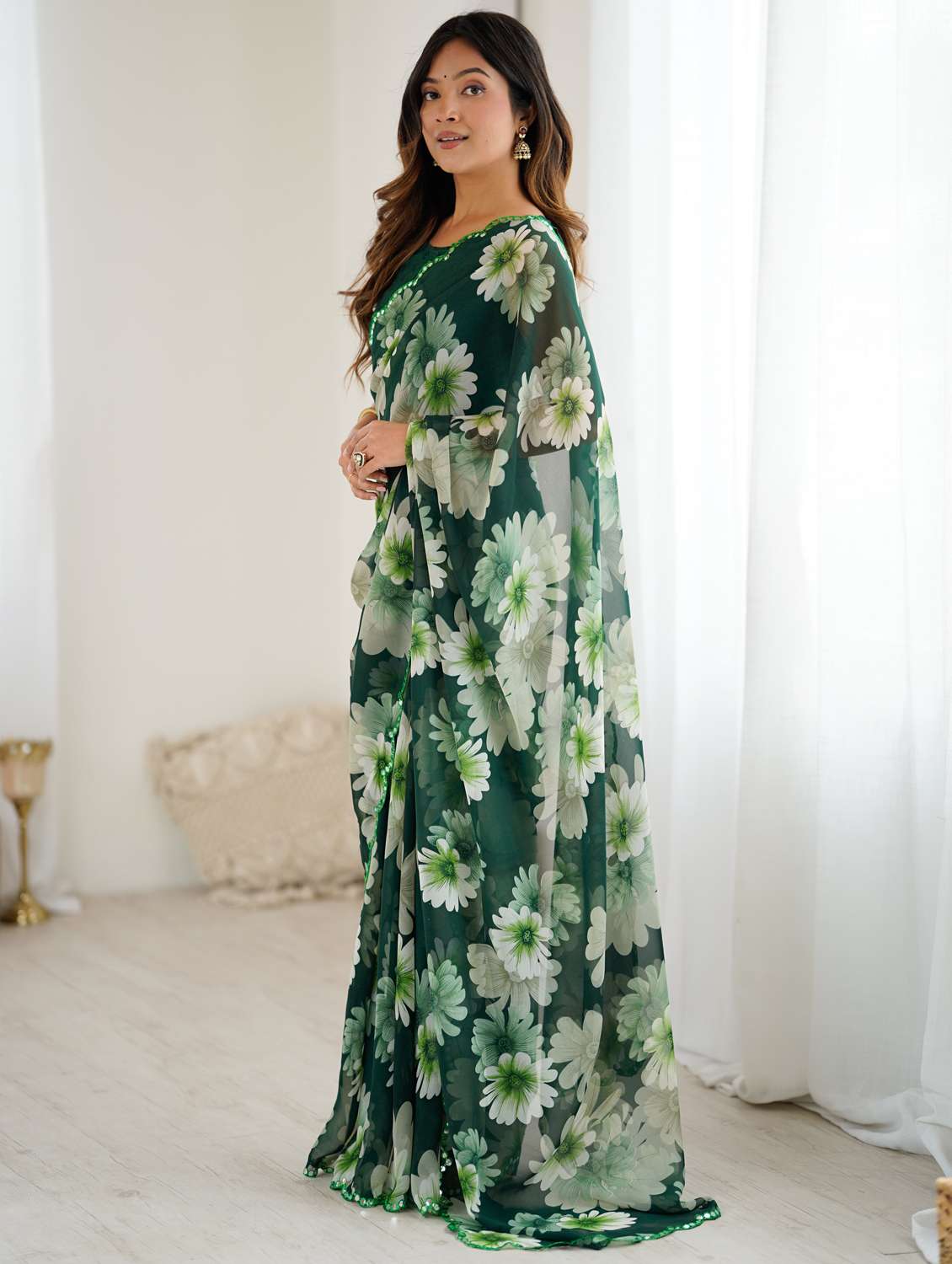 women floral printed saree with blouse - 22066337 -  Standard Image - 1