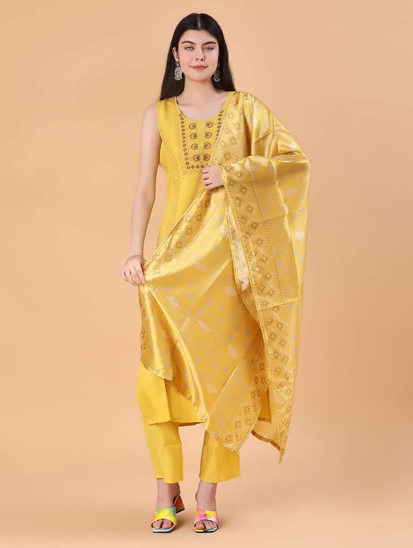 women embroidered sleeveless kurta and pant with dupatta - 22066426 -  Standard Image - 1