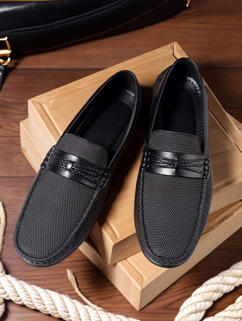 men black slip on loafer