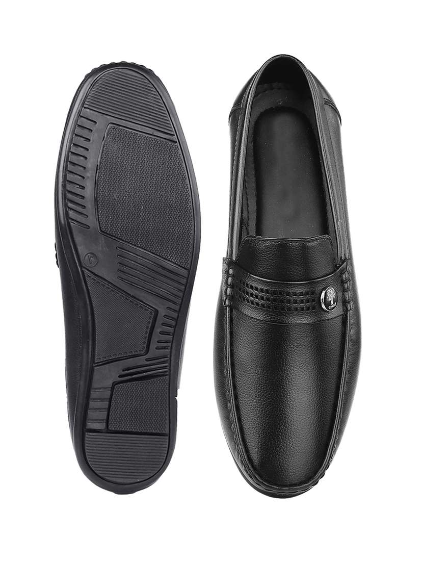 men solid slip on loafer - 22067547 - Standard Image - 4