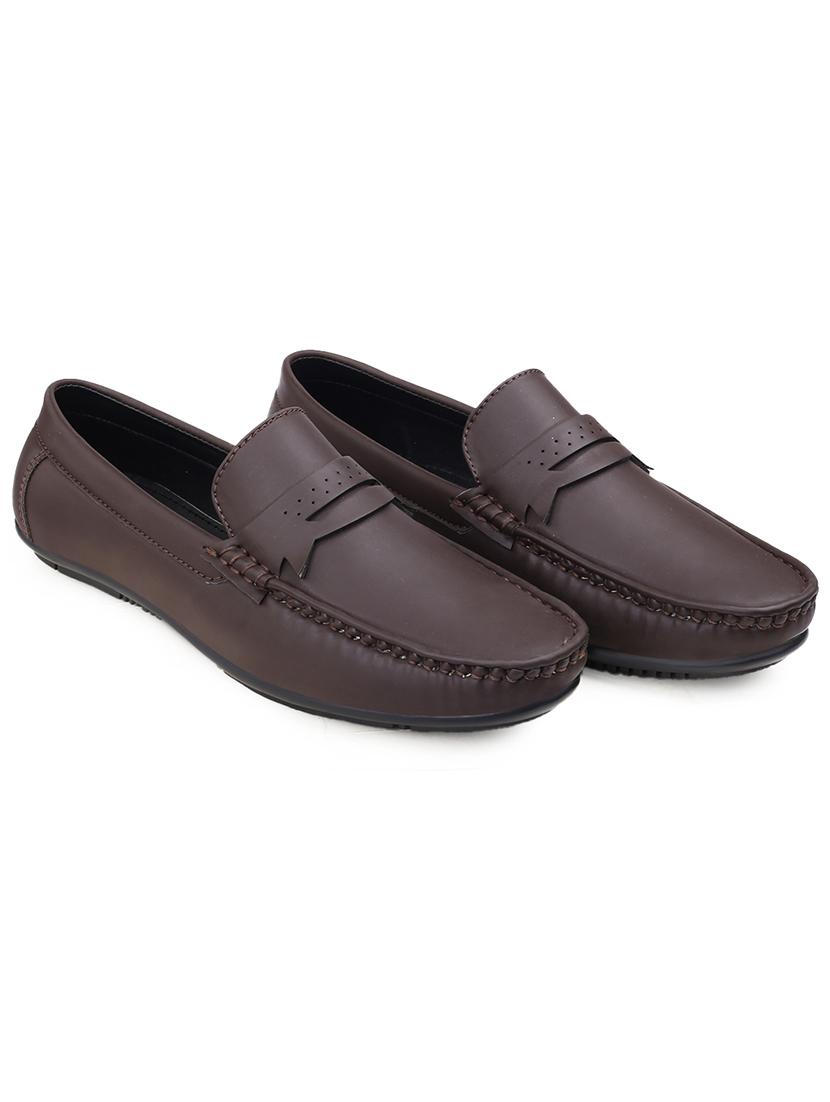 men solid slip on loafer - 22067562 - Standard Image - 1