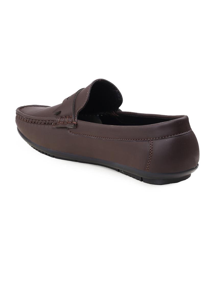 men solid slip on loafer - 22067562 - Standard Image - 4