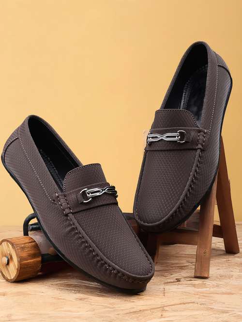 men slip on horsebit loafer - 22067576 -  Standard Image - 0