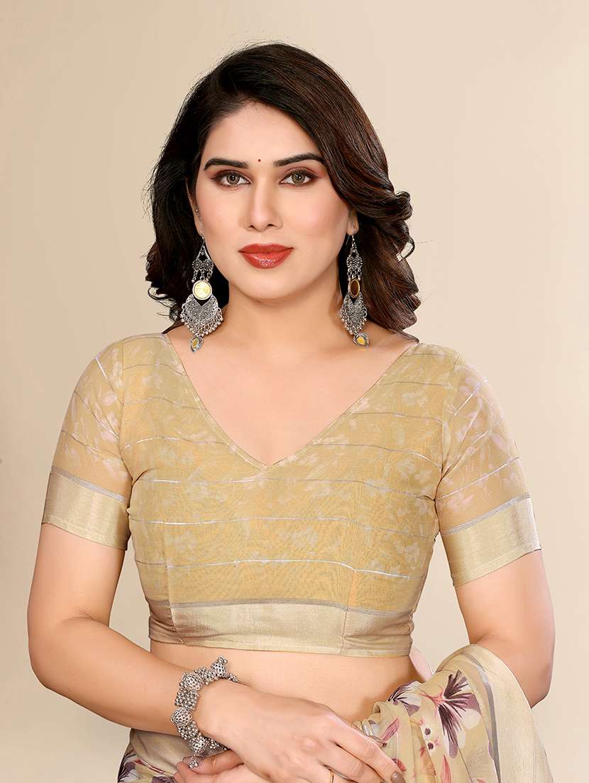 women printed casual wear saree with blouse - 22067610 -  Standard Image - 4