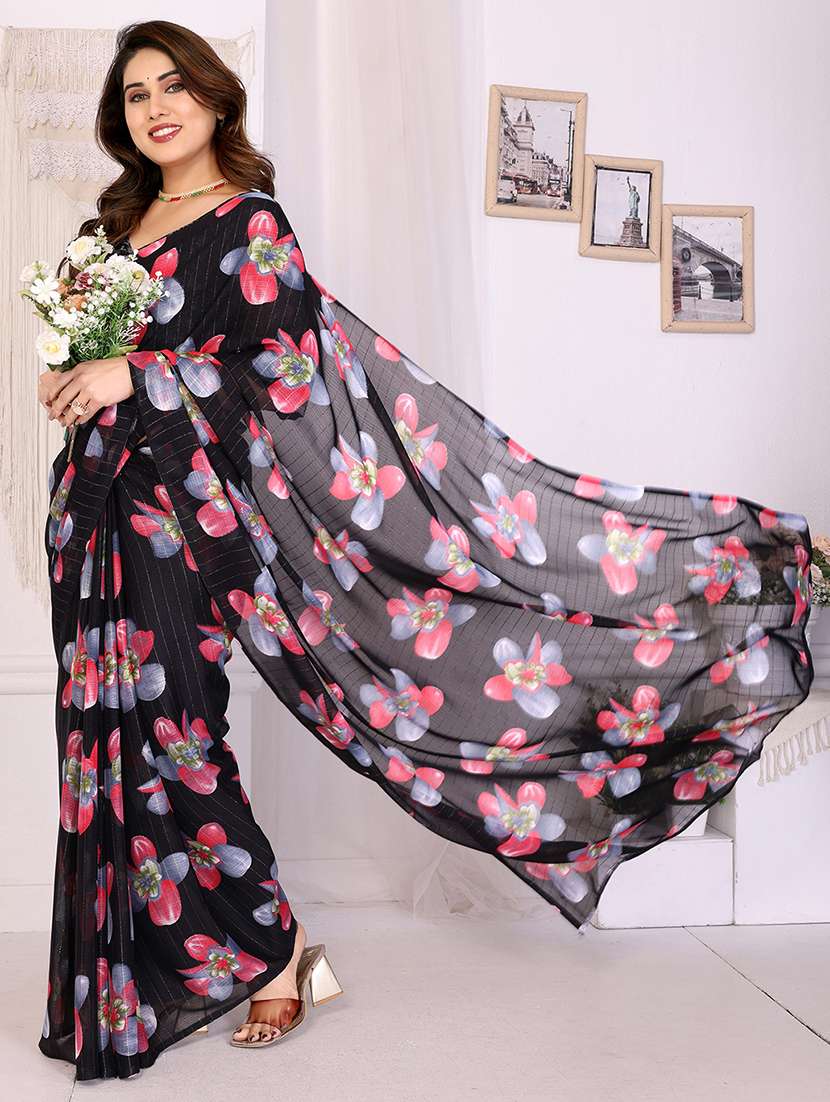 women printed casual wear saree with blouse - 22068137 - Standard Image - 1