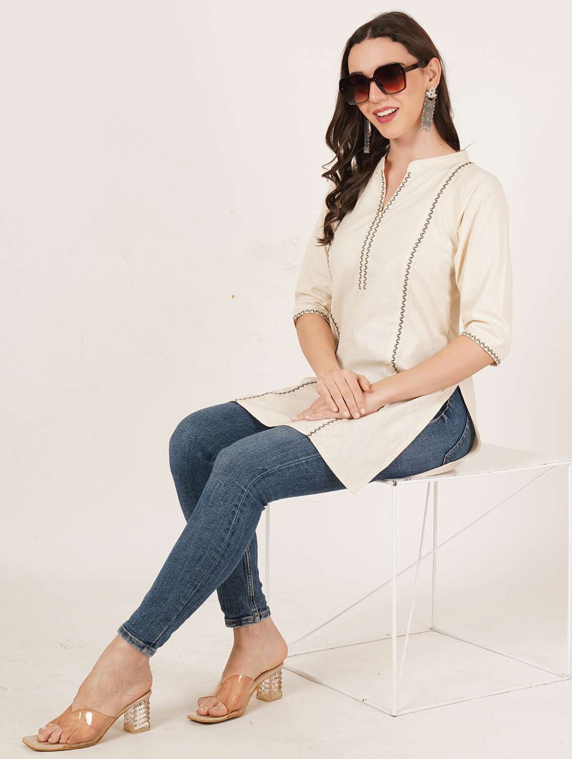 women embroidered three quarter sleeve straight kurti - 22068290 - Standard Image - 4