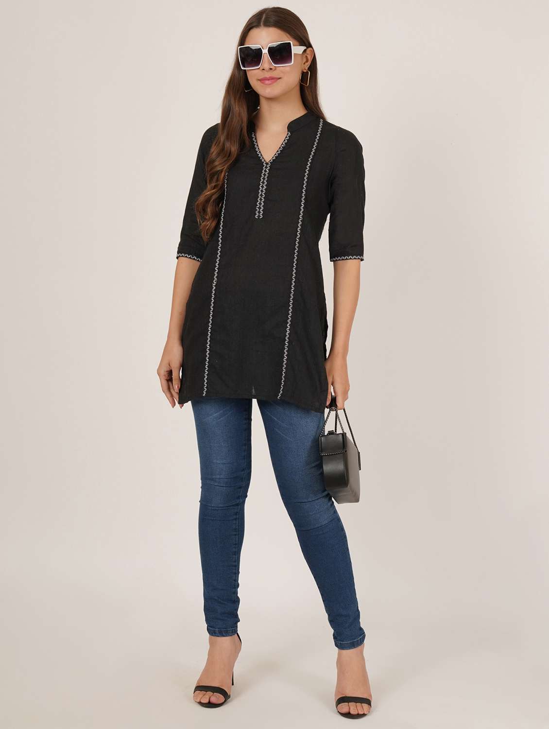 women embroidered three quarter sleeve straight kurti - 22068291 - Standard Image - 4