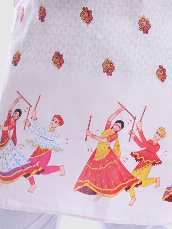 men printed mandarin neck long kurta - 22068431 -  Standard Image - 4