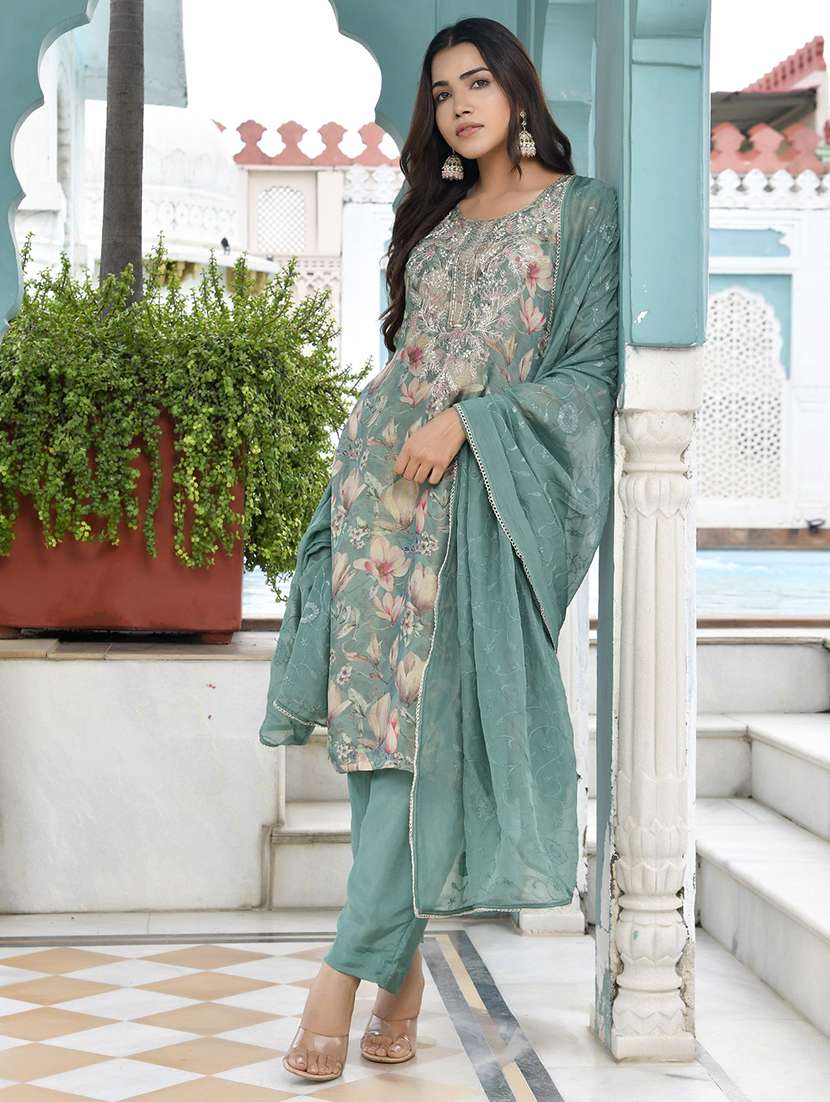 women three quarter sleeve kurta pant with dupatta set - 22068460 -  Standard Image - 1